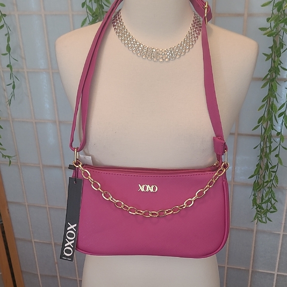 XOXO Pink Glossy Shoulder Bag with Gold Hardware - Picture 1 of 6